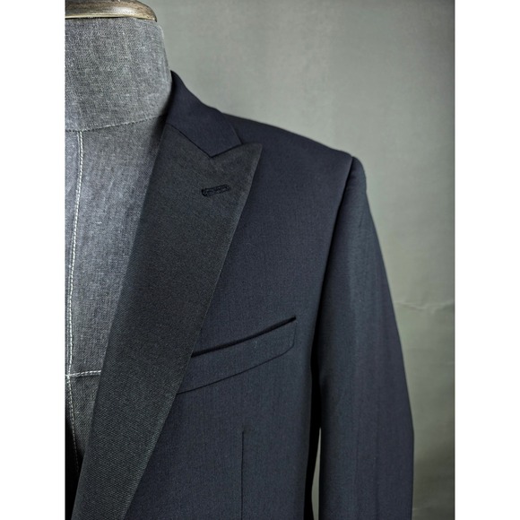 bar III Tuxedo Jacket Mens 42R Black Wool Blend Quiet Luxury Business Casual NWT - Picture 6 of 10